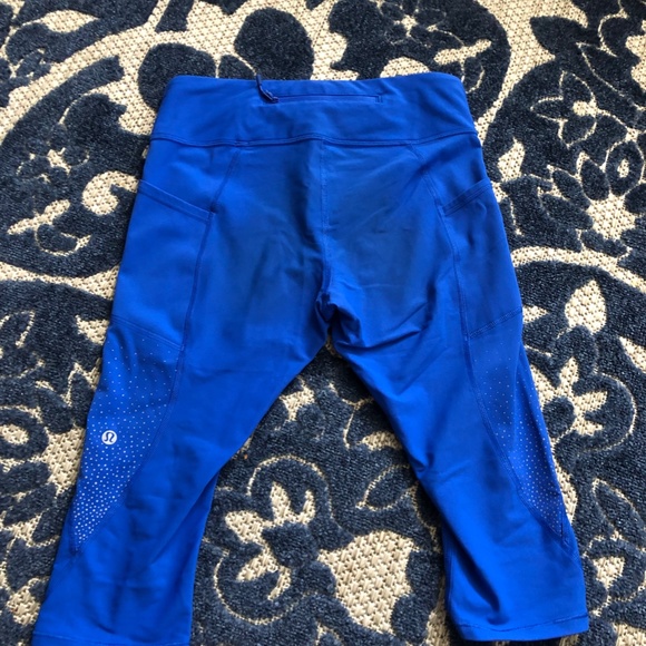 Lululemon capri 6 17" - Picture 6 of 9